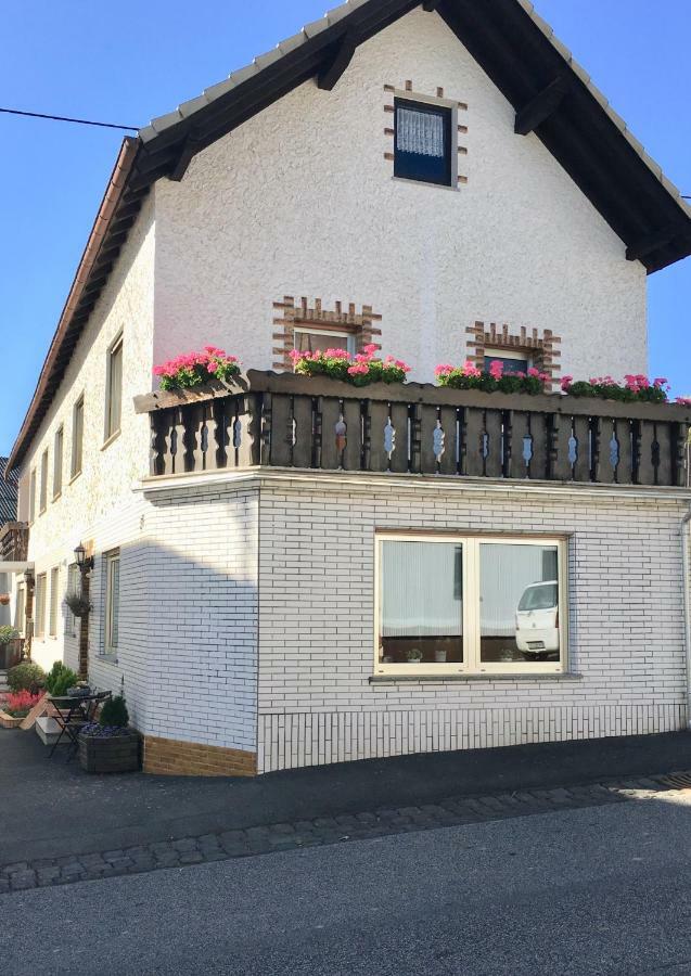 Отель Gaestehaus Doll Herresbach Экстерьер фото